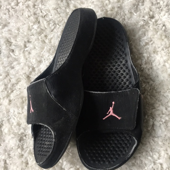 Jordan Sliders - Picture 2 of 4